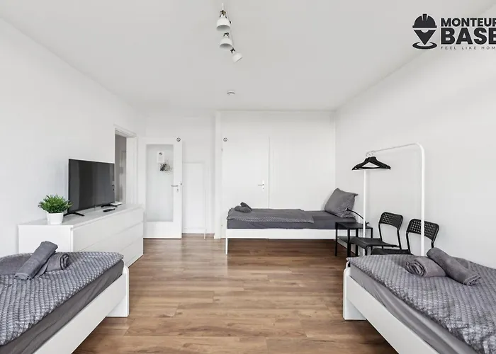 Monteur - Fuer Bis Zu 6 Personen In 63452 - Hu13